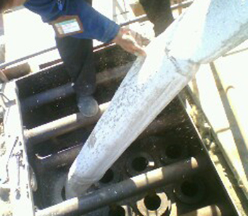 檢查除塵布袋 檢查除塵布袋